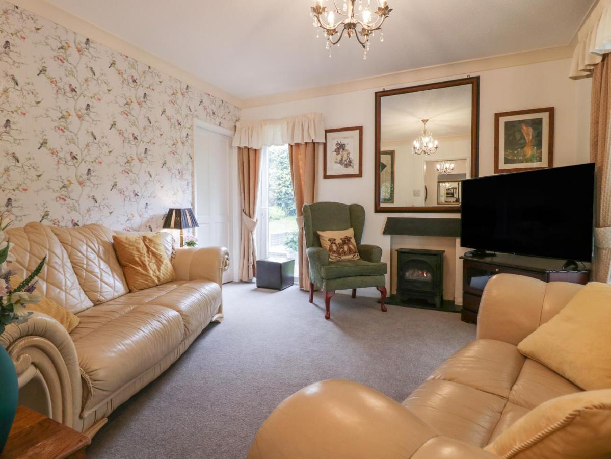 The Bird'S Nest Villa Windermere Bagian luar foto